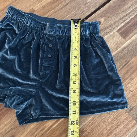 Victoria’s Secret PINK Rhinestone Green Velvet Velour Booty Boxer Shorts Size XS - Picture 5 of 12